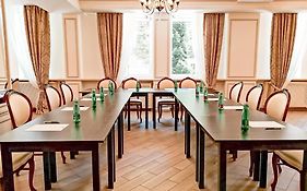 Honour And Grace Hotel